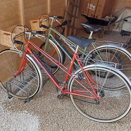 Climatise 2 Etoiles, Vue Sur Les Remparts, Centre De Rocroi, Parking Privatif Et Garage Velos דירה *